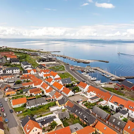Charming Townhouse From 1877, Located In The Middle Of Only 100 Meters From The Harbor *