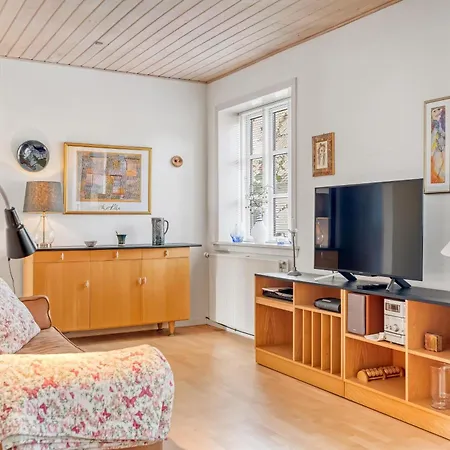 Charming Townhouse From 1877, Located In The Middle Of Only 100 Meters From The Harbor Logstor
