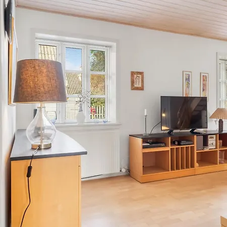 度假居 Charming Townhouse From 1877, Located In The Middle Of Only 100 Meters From The Harbor *